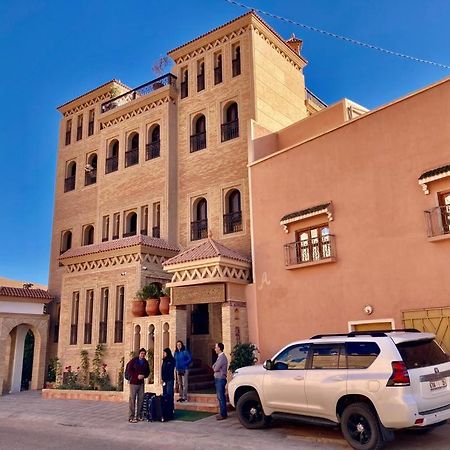 Hôtel la famille berbère Boumalne Extérieur photo