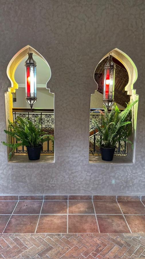 Hôtel la famille berbère Boumalne Extérieur photo