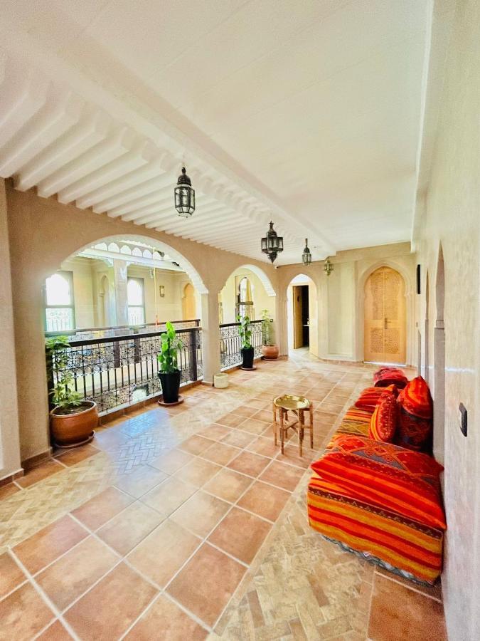 Hôtel la famille berbère Boumalne Extérieur photo