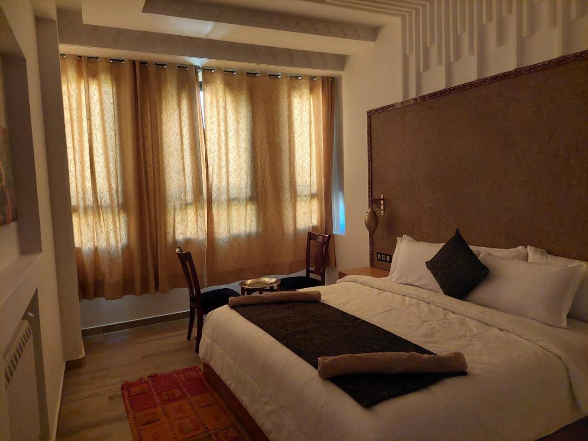 Hôtel la famille berbère Boumalne Extérieur photo