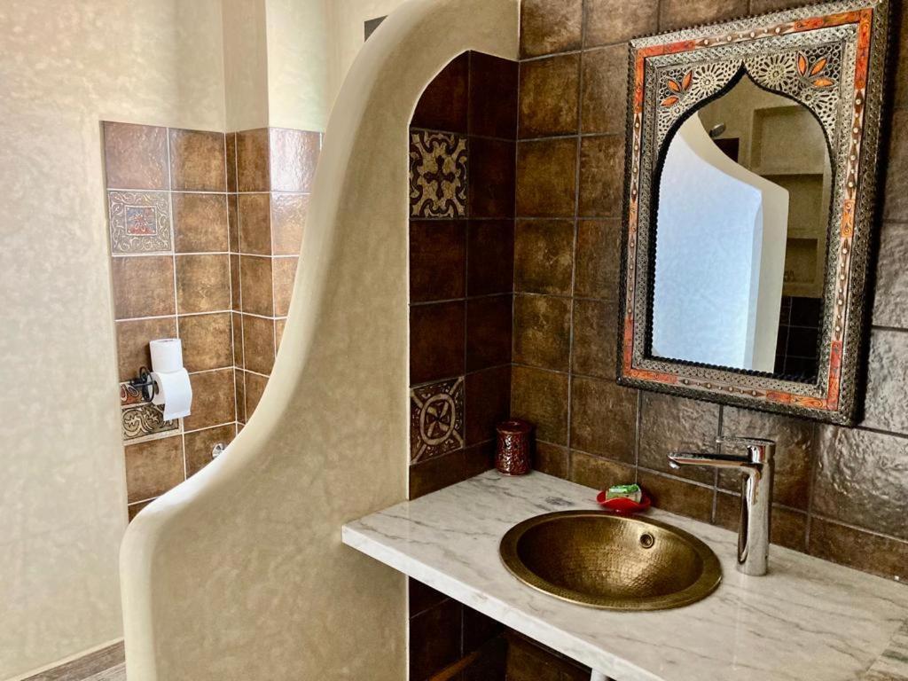 Hôtel la famille berbère Boumalne Extérieur photo